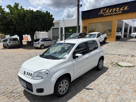 FIAT UNO 1.0 EVO VIVACE 8V FLEX 4P MANUAL