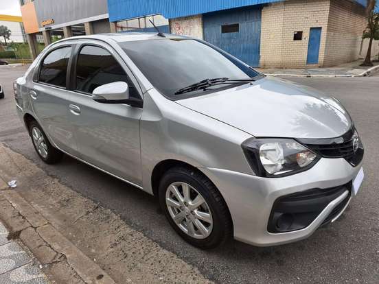 TOYOTA-ETIOS-1.5 X PLUS SEDAN 16V FLEX 4P AUTOMÁTICO TOYOTA-ETIOS-2019