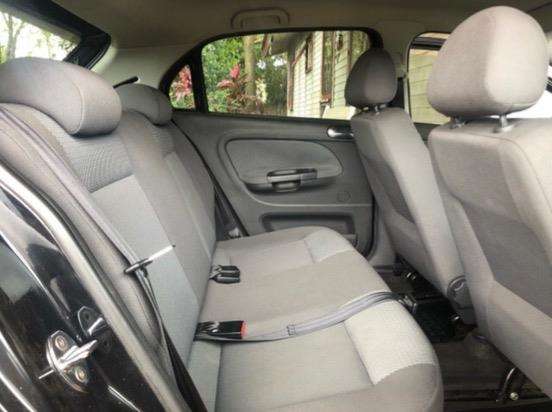 VOLKSWAGEN-GOL-1.0 MI 8V FLEX 4P MANUAL G.V VOLKSWAGEN-GOL-2009