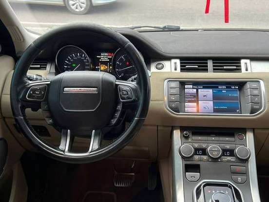 LAND ROVER-RANGE ROVER EVOQUE-2.0 PURE 4WD 16V GASOLINA 4P AUTOMÁTICO LAND ROVER-RANGE ROVER EVOQUE-2011