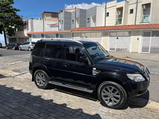 MITSUBISHI-PAJERO TR4-2.0 4X2 16V 140CV FLEX 4P AUTOMÁTICO MITSUBISHI-PAJERO TR4-2013