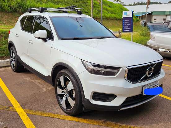 VOLVO-XC40-2.0 T5 GASOLINA MOMENTUM AWD GEARTRONIC VOLVO-XC40-2019