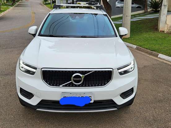 VOLVO-XC40-2.0 T5 GASOLINA MOMENTUM AWD GEARTRONIC VOLVO-XC40-2019