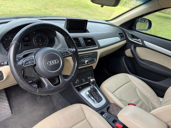 AUDI-Q3-2.0 TFSI ATTRACTION QUATTRO 4P GASOLINA S TRONIC AUDI-Q3-2015