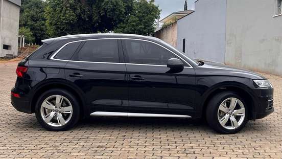 AUDI-Q5-2018