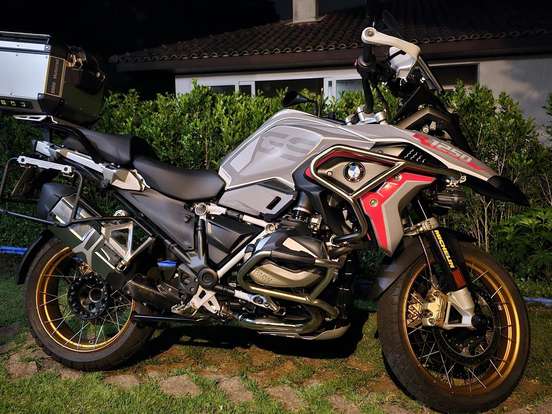 BMW-R 1250 GS PREMIUM BMW-R 1250 GS PREMIUM-2021