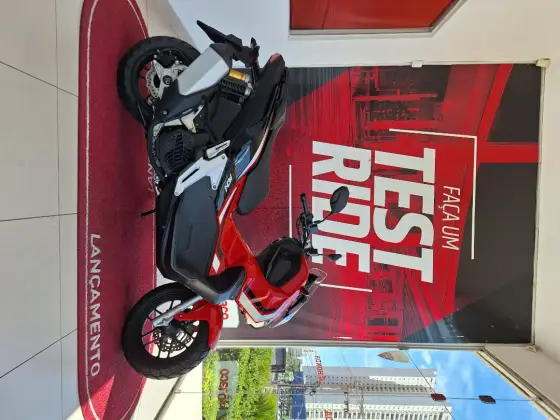 HONDA ADV 