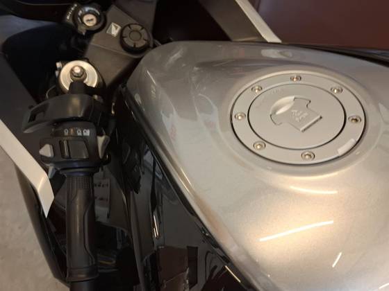 HONDA VFR 1200F 