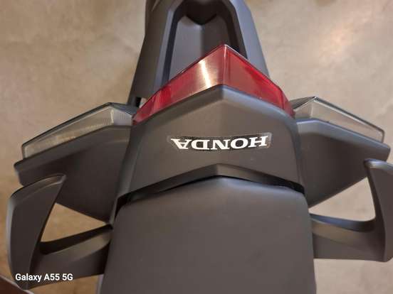 HONDA-VFR 1200F HONDA-VFR 1200F-2011