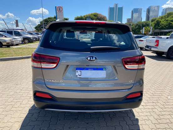 KIA-SORENTO-2017