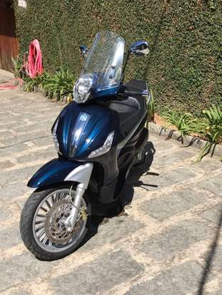 PIAGGIO-BEVERLY 300-2011