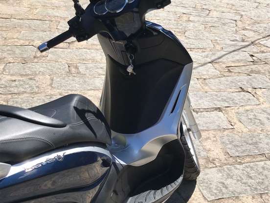 PIAGGIO-BEVERLY 300 PIAGGIO-BEVERLY 300-2011