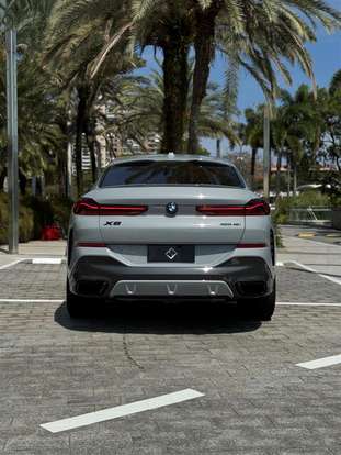 BMW-X6-2024