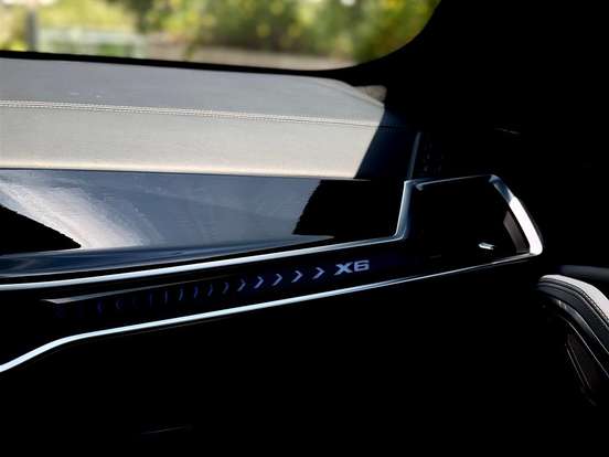 BMW-X6-3.0 TWINPOWER GASOLINA XDRIVE40I M SPORT AUTOMÁTICO BMW-X6-2024