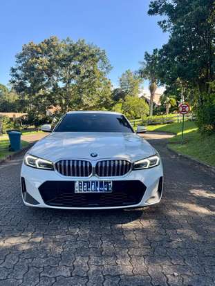BMW-320i-2023
