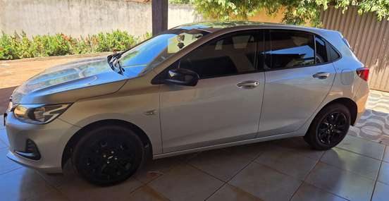 CHEVROLET-ONIX-2020