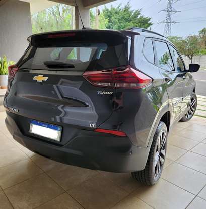 CHEVROLET-TRACKER-2023