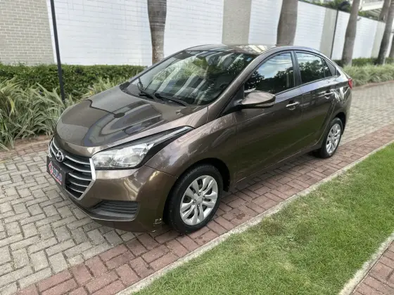 HYUNDAI HB20 1.0 COMFORT PLUS 12V TURBO FLEX 4P MANUAL