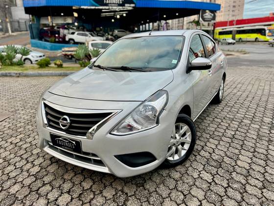 NISSAN VERSA 1.6 16V FLEXSTART SV 4P XTRONIC