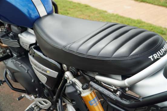 TRIUMPH-BONNEVILLE SCRAMBLER 1200 XE-2019