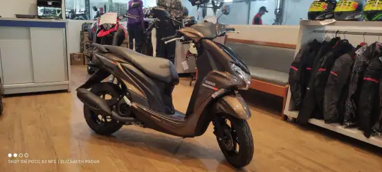 YAMAHA-FLUO 125 ABS-2024