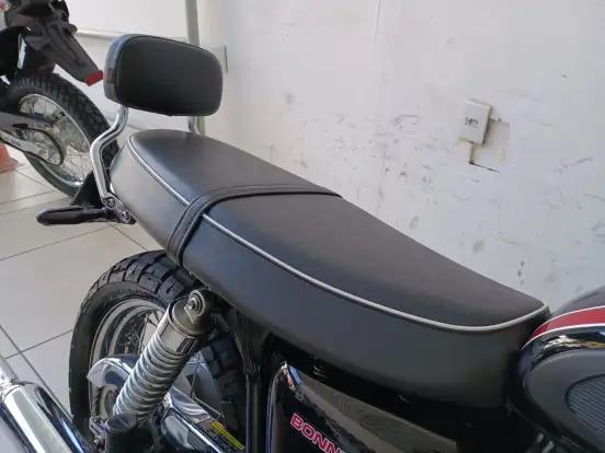 TRIUMPH-BONNEVILLE T 100 865 TRIUMPH-BONNEVILLE T 100 865-2014