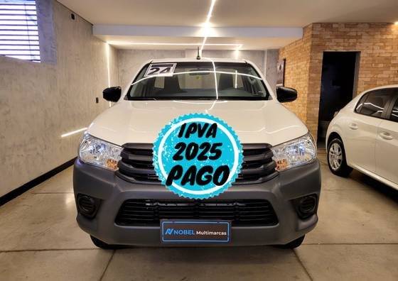 TOYOTA HILUX 2.8 D-4D TURBO DIESEL CS 4X4 MANUAL