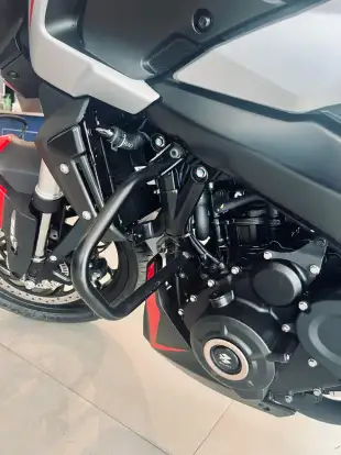 BAJAJ-DOMINAR 250-2025