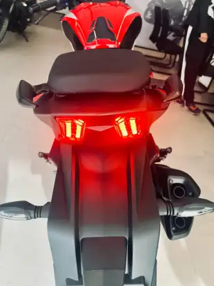 BAJAJ-DOMINAR 250-2025