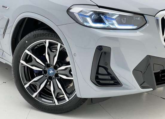 BMW-X3-2022