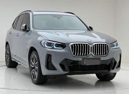 BMW-X3-2022