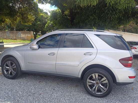MERCEDES-BENZ-ML 350-3.0 CDI 4X4 V6 DIESEL 4P AUTOMÁTICO MERCEDES-BENZ-ML 350-2010