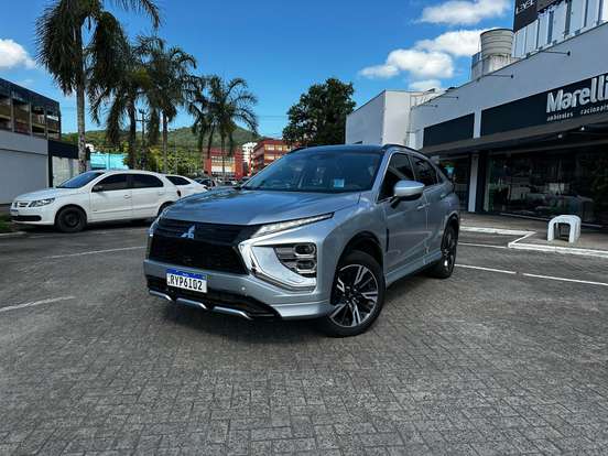 MITSUBISHI-ECLIPSE CROSS-2024