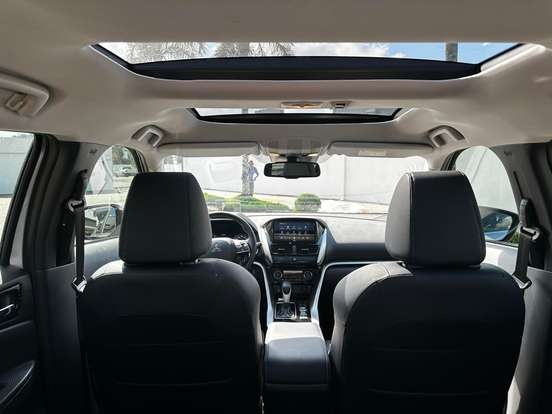 MITSUBISHI-ECLIPSE CROSS-2024