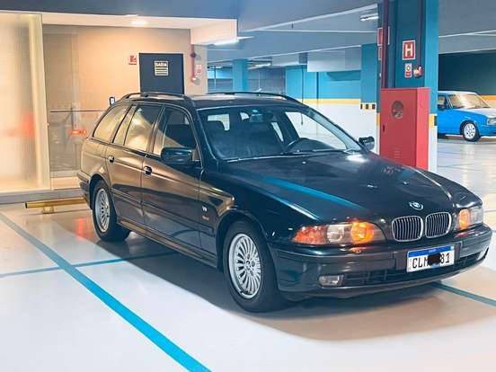 BMW-540i-4.4 TOURING V8 32V GASOLINA 4P AUTOMÁTICO BMW-540i-1997