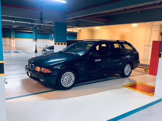 BMW-540i-1997