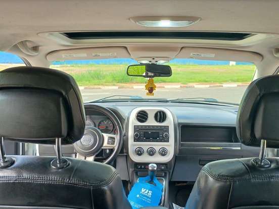 JEEP-COMPASS-2.0 SPORT 4X2 16V GASOLINA 4P AUTOMÁTICO JEEP-COMPASS-2012