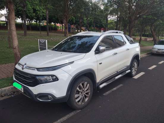 FIAT-TORO-2021