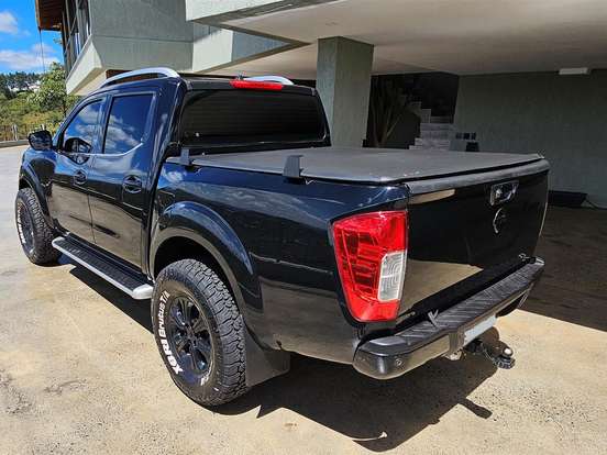 NISSAN-FRONTIER-2.3 16V TURBO DIESEL LE CD 4X4 AUTOMÁTICO NISSAN-FRONTIER-2018