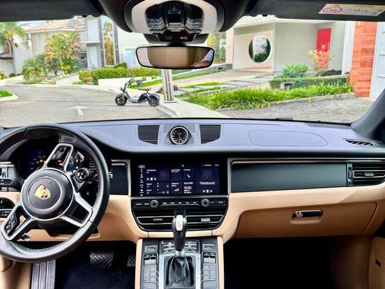 PORSCHE-MACAN-2.0 16V GASOLINA 4P AUTOMÁTICO PORSCHE-MACAN-2021
