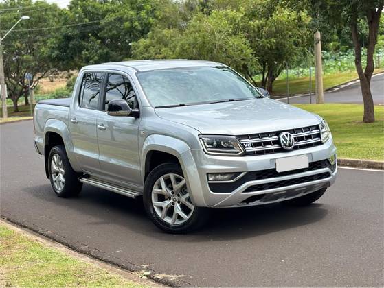 VOLKSWAGEN AMAROK 3.0 V6 TDI DIESEL HIGHLINE CD 4MOTION AUTOMÁTICO