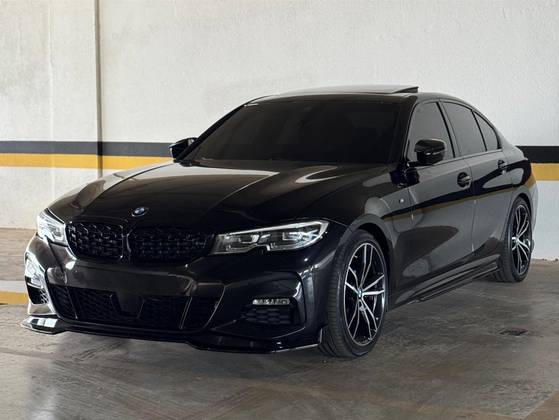BMW 320i 2.0 16V TURBO GASOLINA M SPORT AUTOMÁTICO