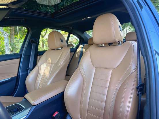 BMW-320i-2020