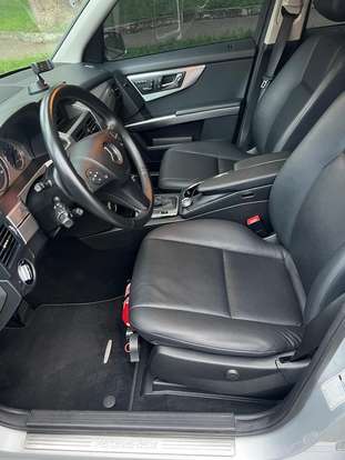 MERCEDES-BENZ-GLK 300-2010
