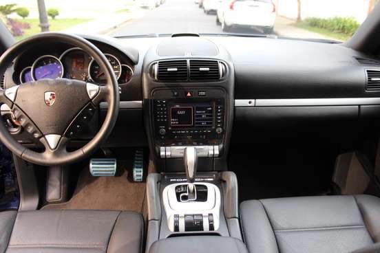 PORSCHE-CAYENNE-2007