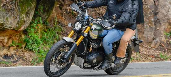 TRIUMPH-BONNEVILLE SCRAMBLER 1200 XE-2023