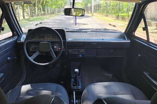 VOLKSWAGEN-GOL-1985