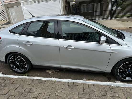 FORD-FOCUS-2.0 TITANIUM PLUS SEDAN 16V FLEX 4P POWERSHIFT FORD-FOCUS-2015