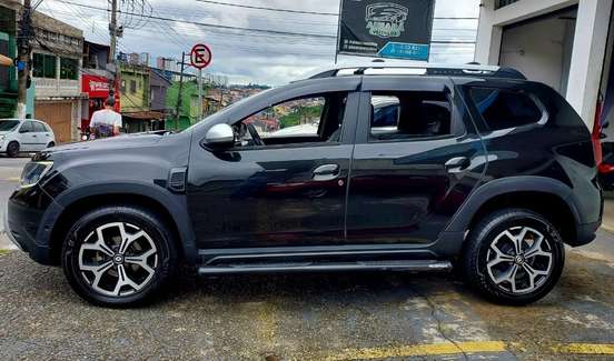RENAULT-DUSTER-2021