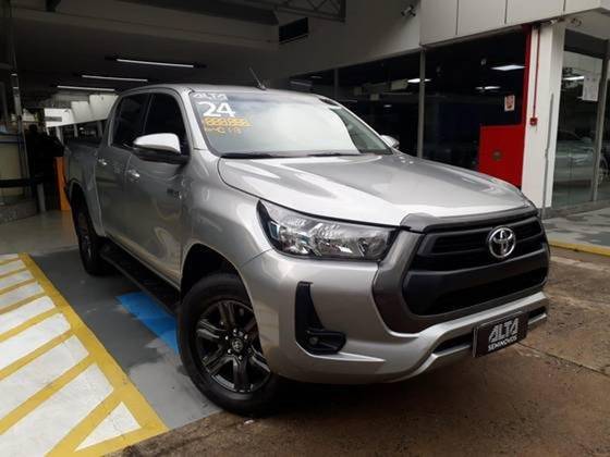 TOYOTA HILUX 2.8 D-4D TURBO DIESEL CD POWER PACK 4X4 MANUAL